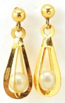 Pair of 21ct gold pearl drop earrings with 9ct gold butterflies, 1.9cm high, 1.2g