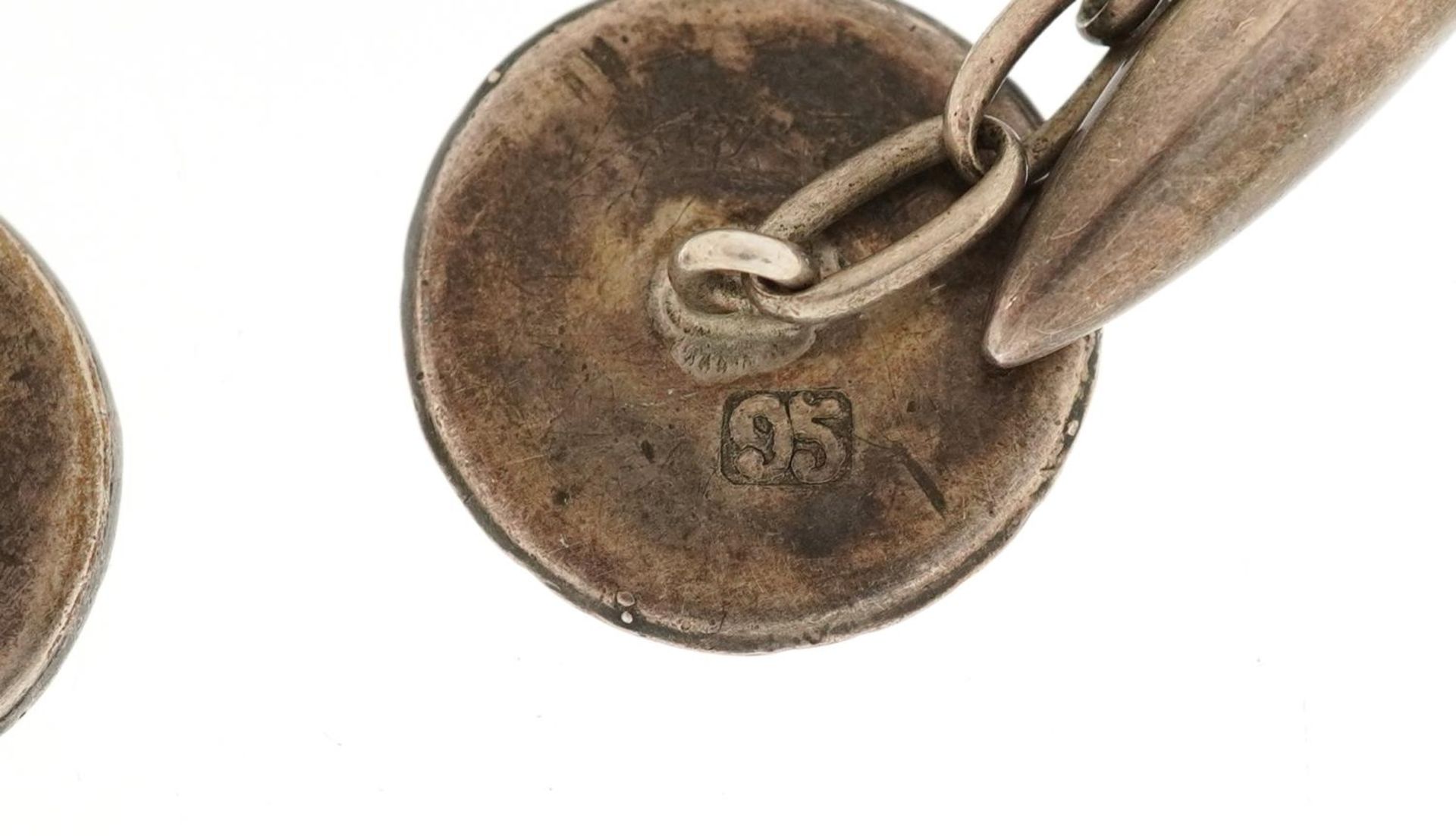 Pair of Chinese silver cufflinks and a pair of Japanese Komai style damascene cufflinks, the largest - Bild 3 aus 3