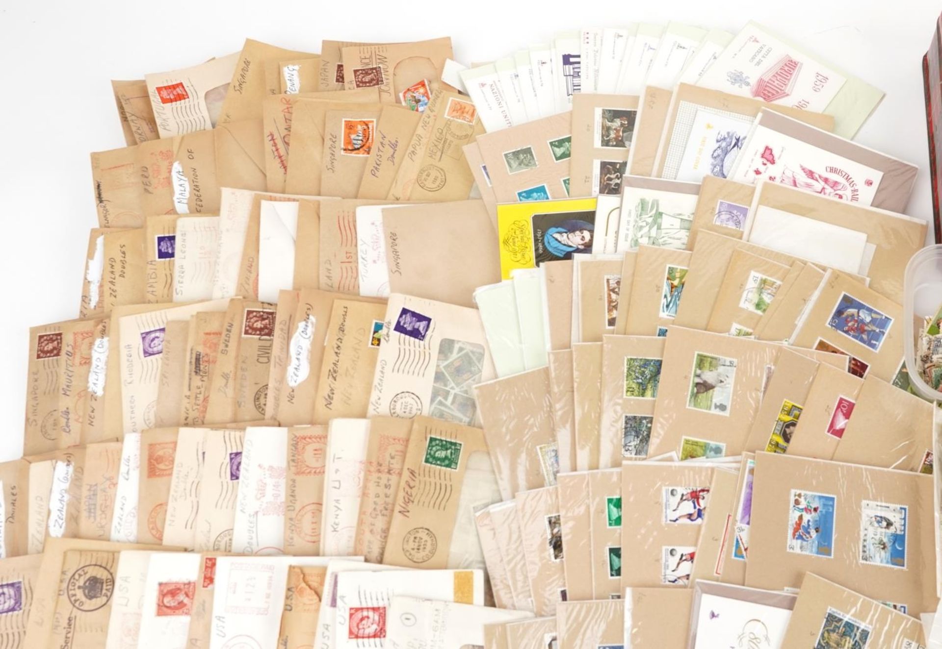 Extensive collection of British and world loose stamps and covers - Bild 2 aus 7