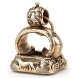 Victorian yellow metal hardstone fob cast with dogs and birds, 2.8cm high, 13.8g