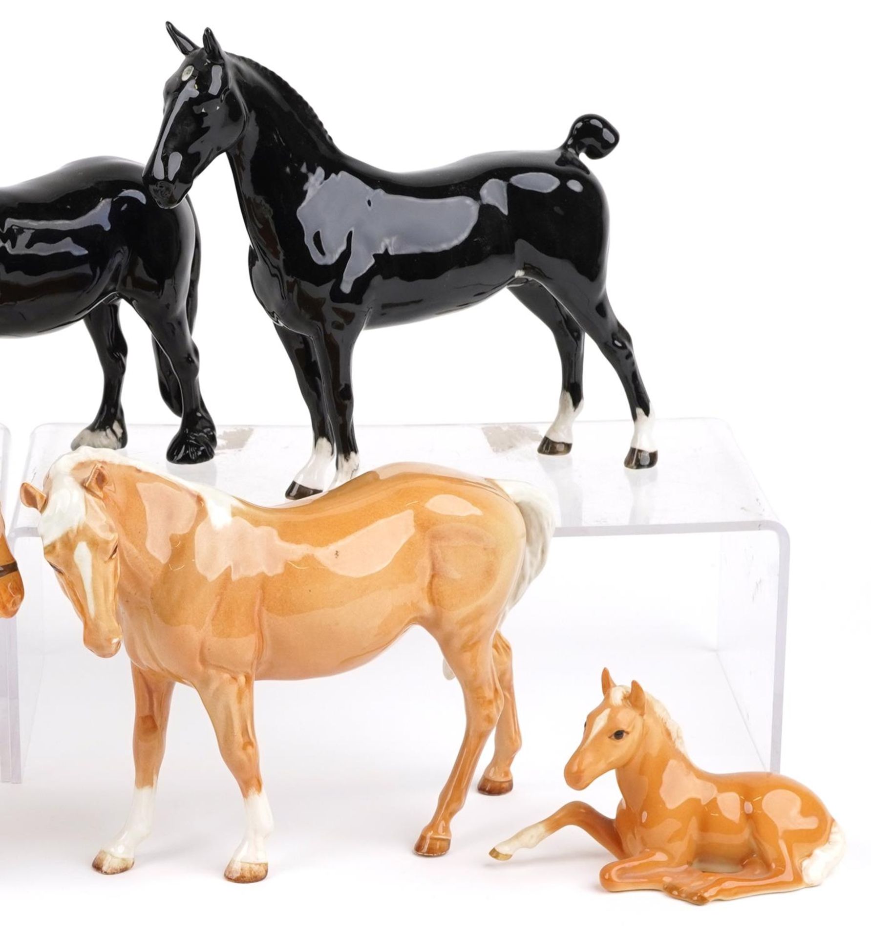 Seven Beswick horses and foals including four tan examples, the largest 22cm in length - Image 3 of 4