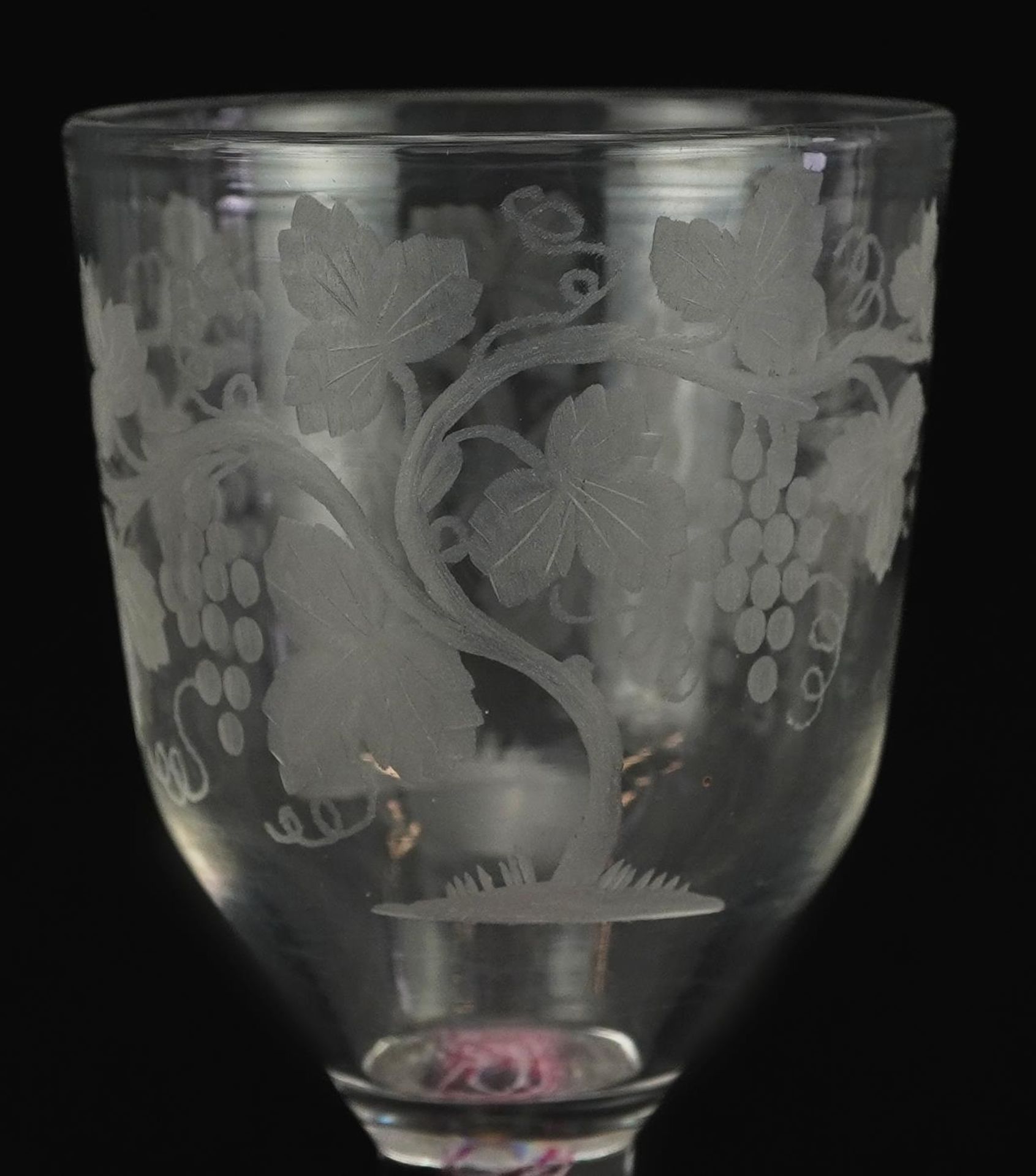 18th century wine glass with multi coloured opaque twist stem and bowl engraved with leaves and - Bild 2 aus 5
