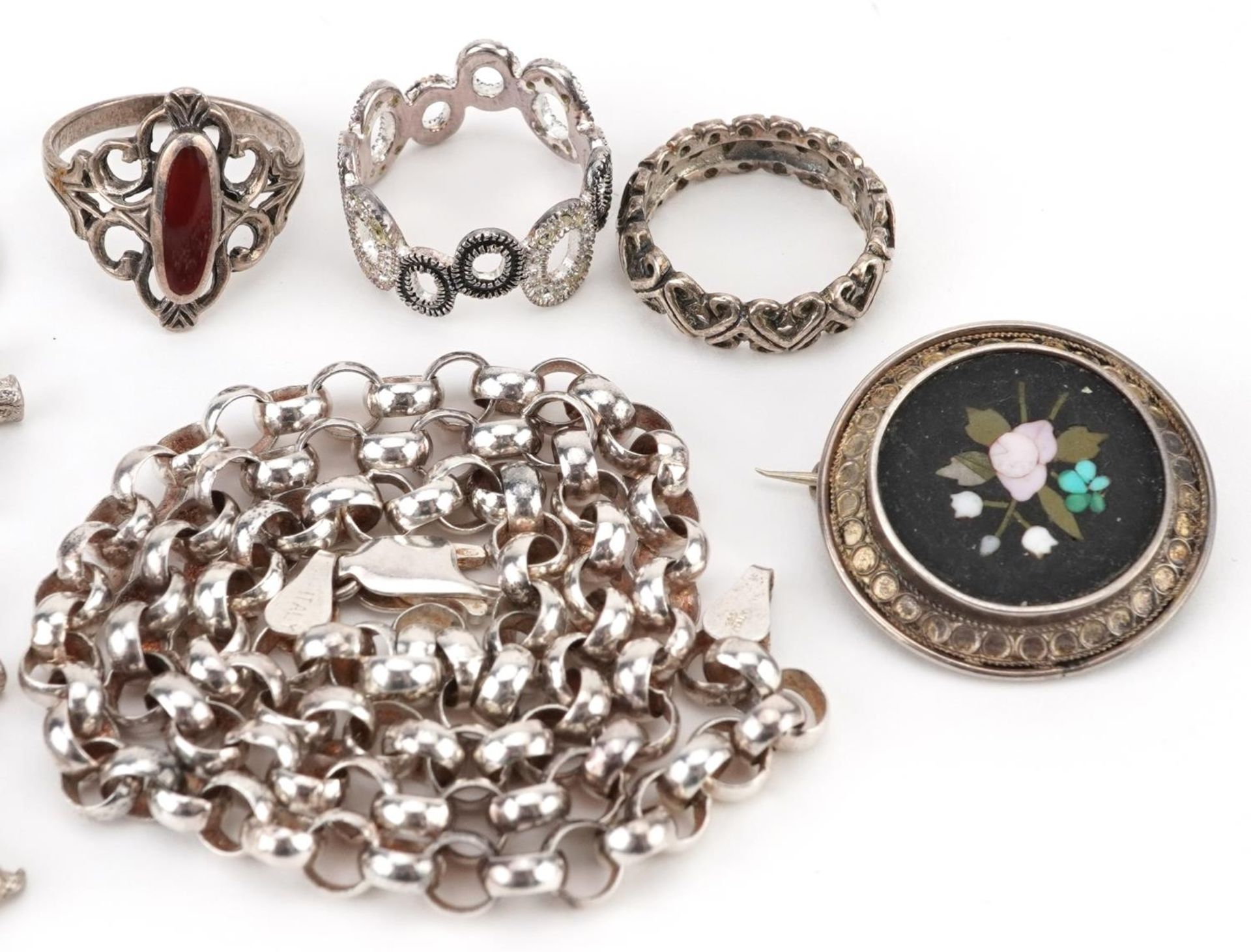 Antique and later silver jewellery including a Victorian pietra dura brooch, Belcher link necklace - Image 3 of 5