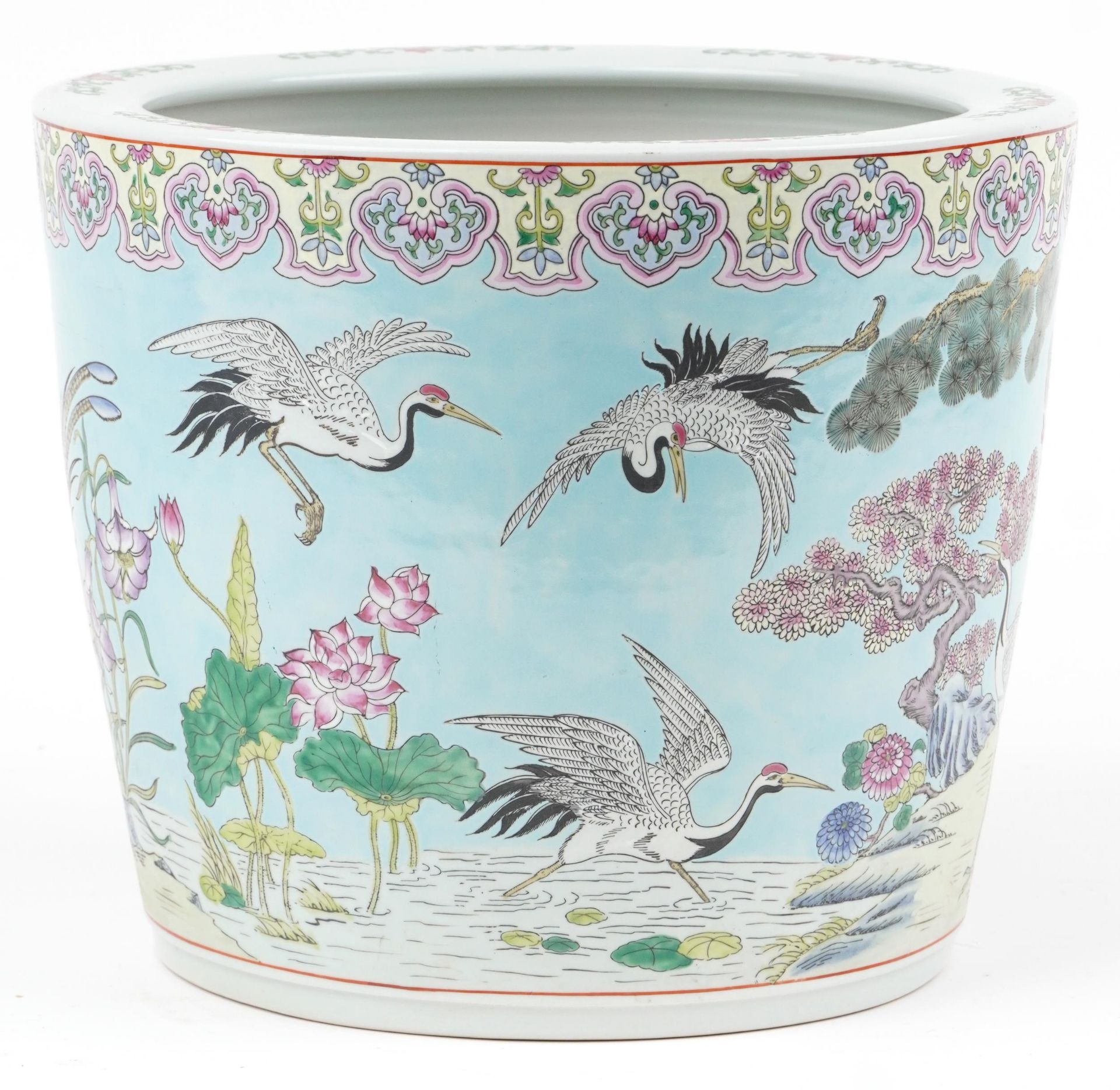 Large Chinese turquoise ground porcelain jardiniere hand painted in the famille rose palette with - Bild 4 aus 7