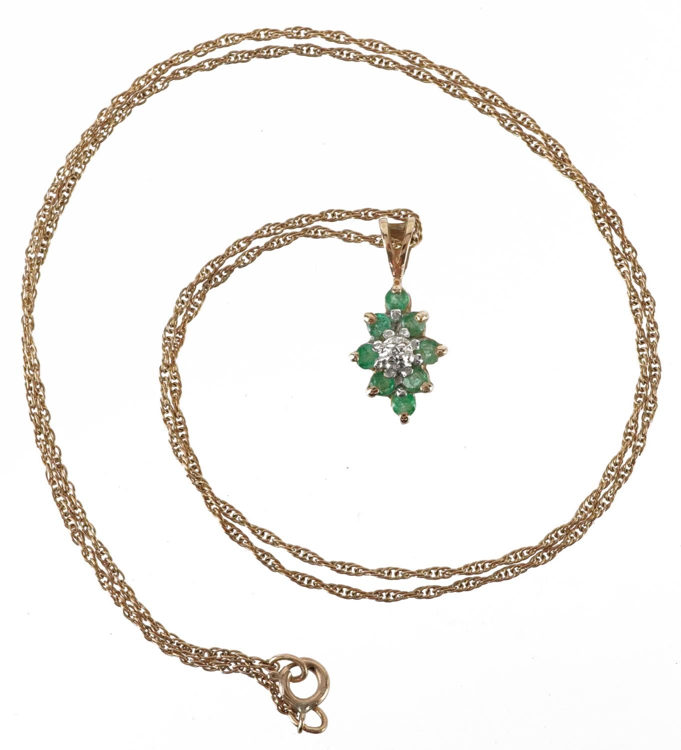 9ct gold diamond and emerald cluster pendant on a 9ct gold necklace, 1.6cm high and 40cm in - Image 2 of 5