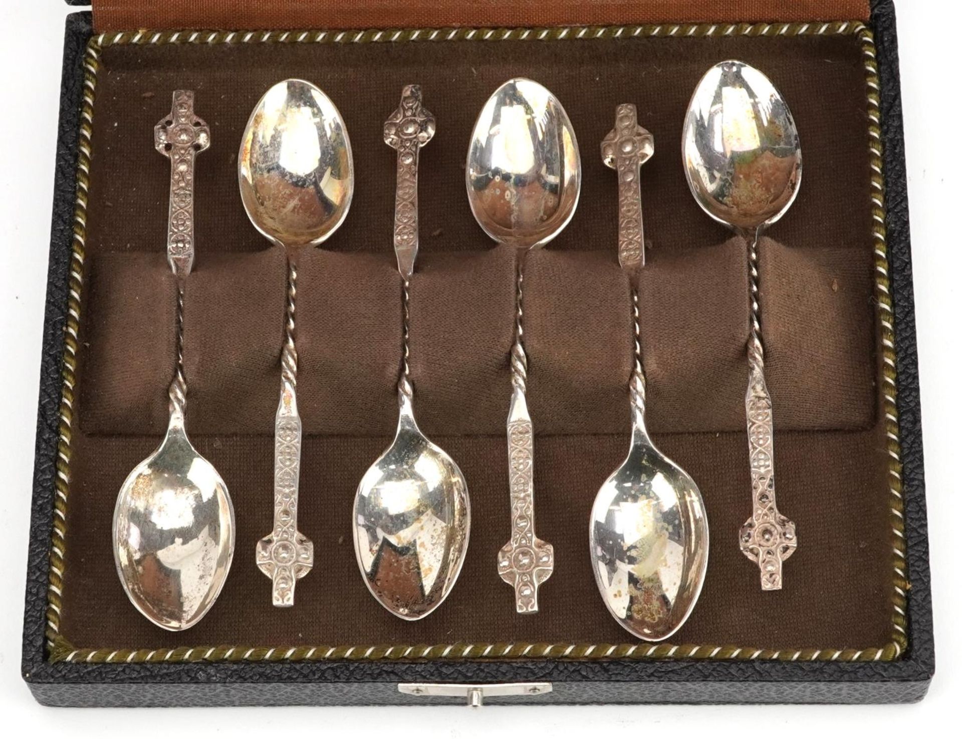 W H Darby & Sons Ltd, set of six Elizabeth II Celtic cross design silver teaspoons housed in a - Bild 2 aus 6