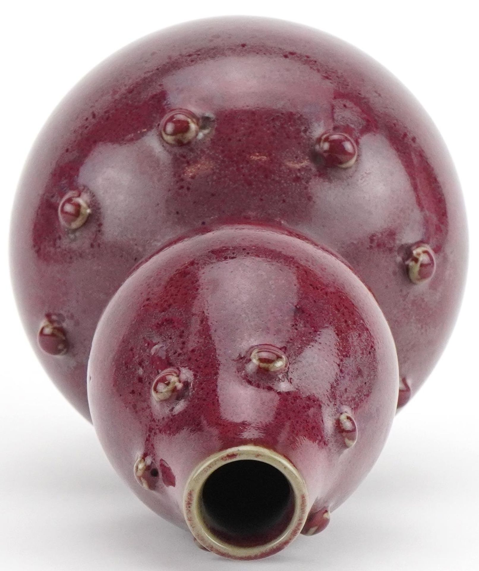 Chinese porcelain double gourd vase having a red glaze, 25cm high - Bild 5 aus 6