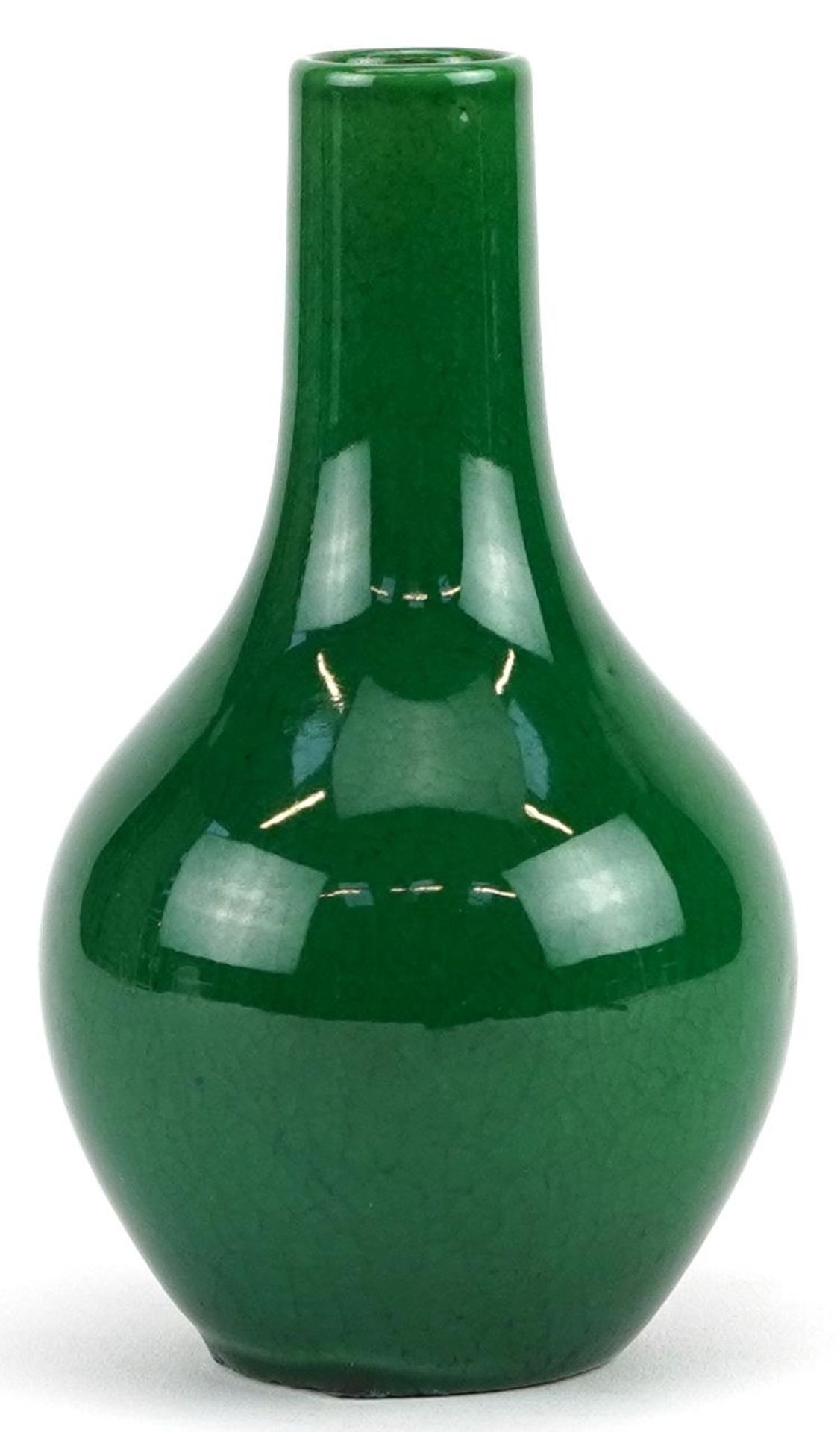 Chinese porcelain vase having a green crackle glaze, 12cm high - Image 3 of 6