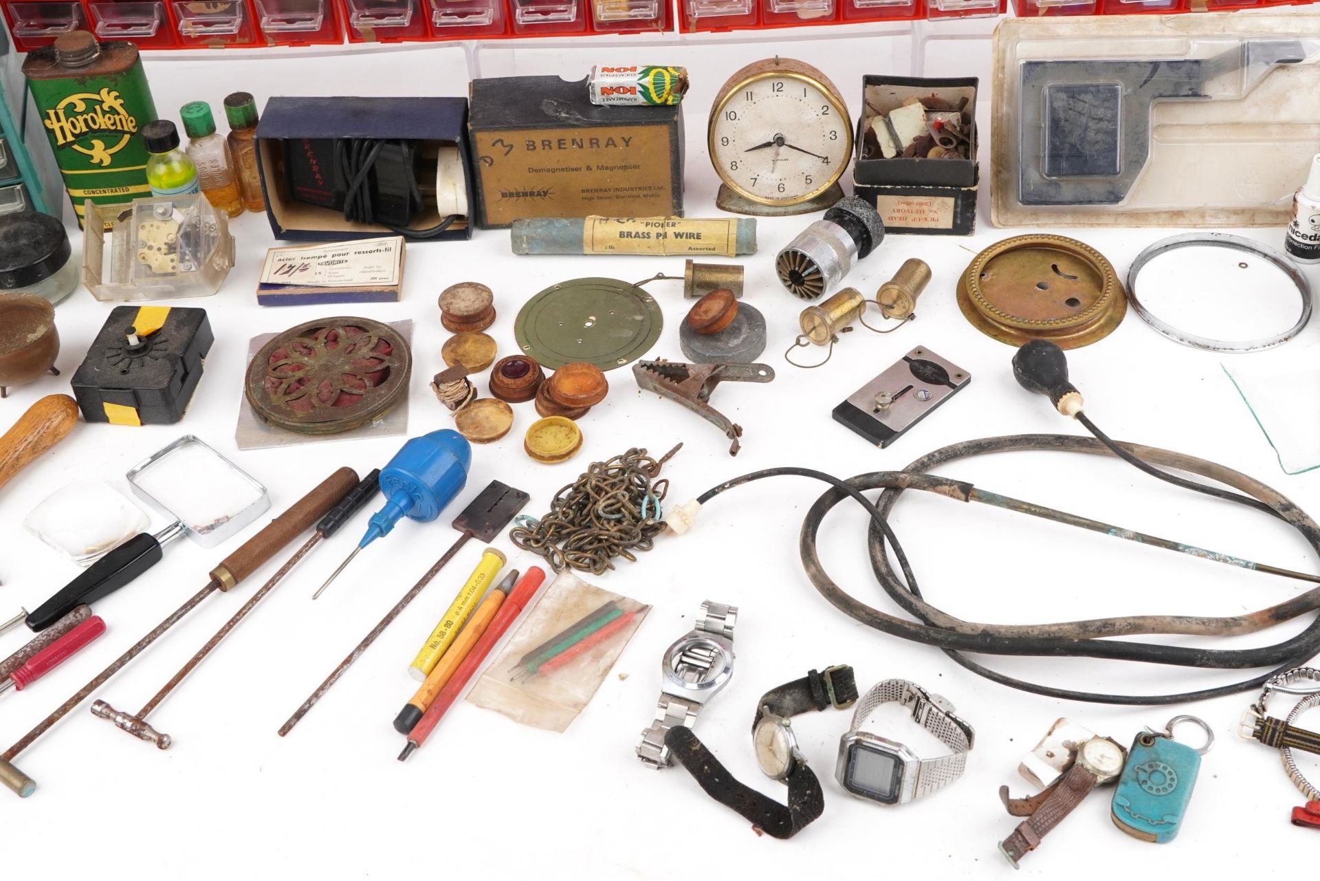 Collection of horological interest clock and watchmaker's parts, predominantly arranged in drawers - Image 6 of 7