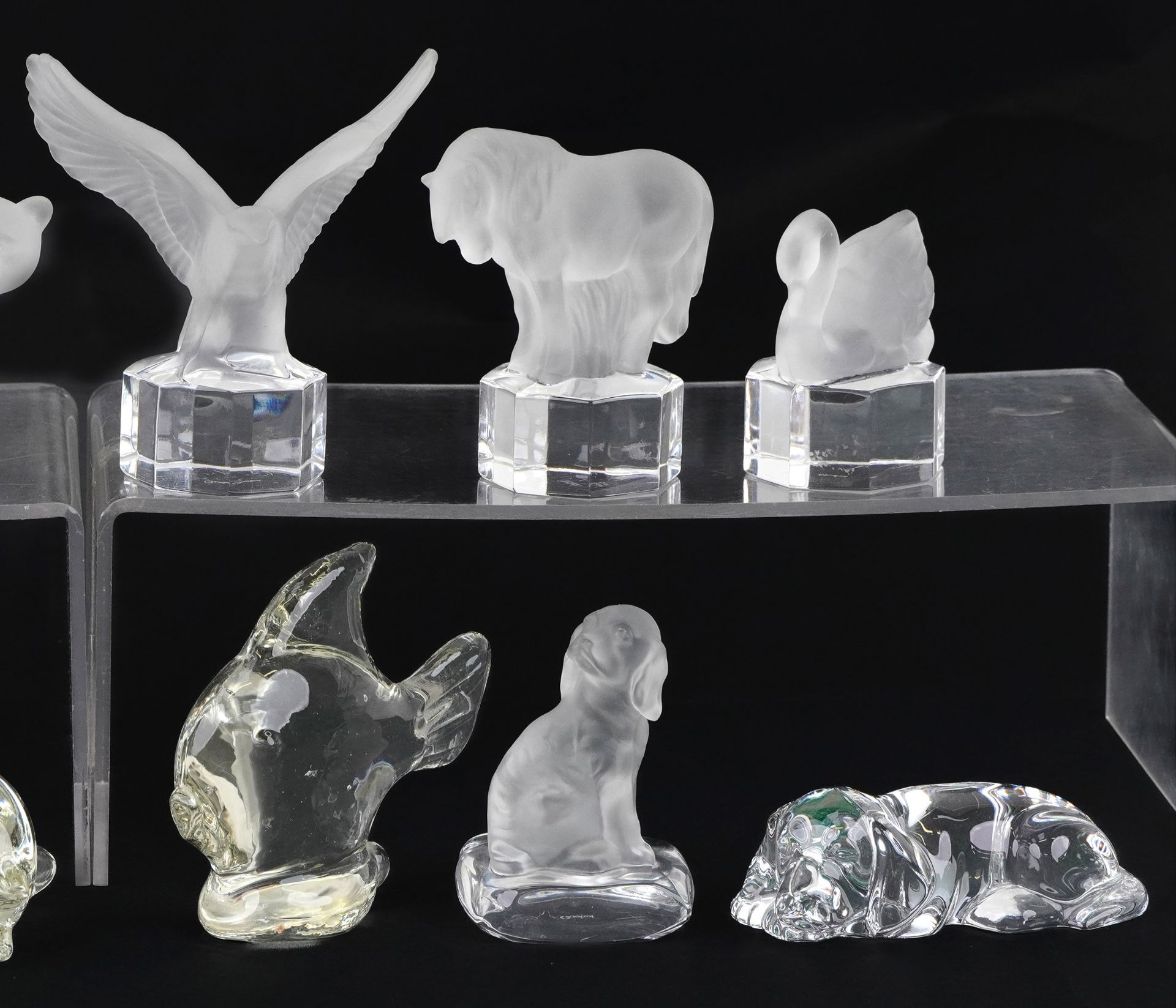 Thirteen frosted, clear glass and stone animal paperweights including Goebel examples, the largest - Bild 3 aus 4
