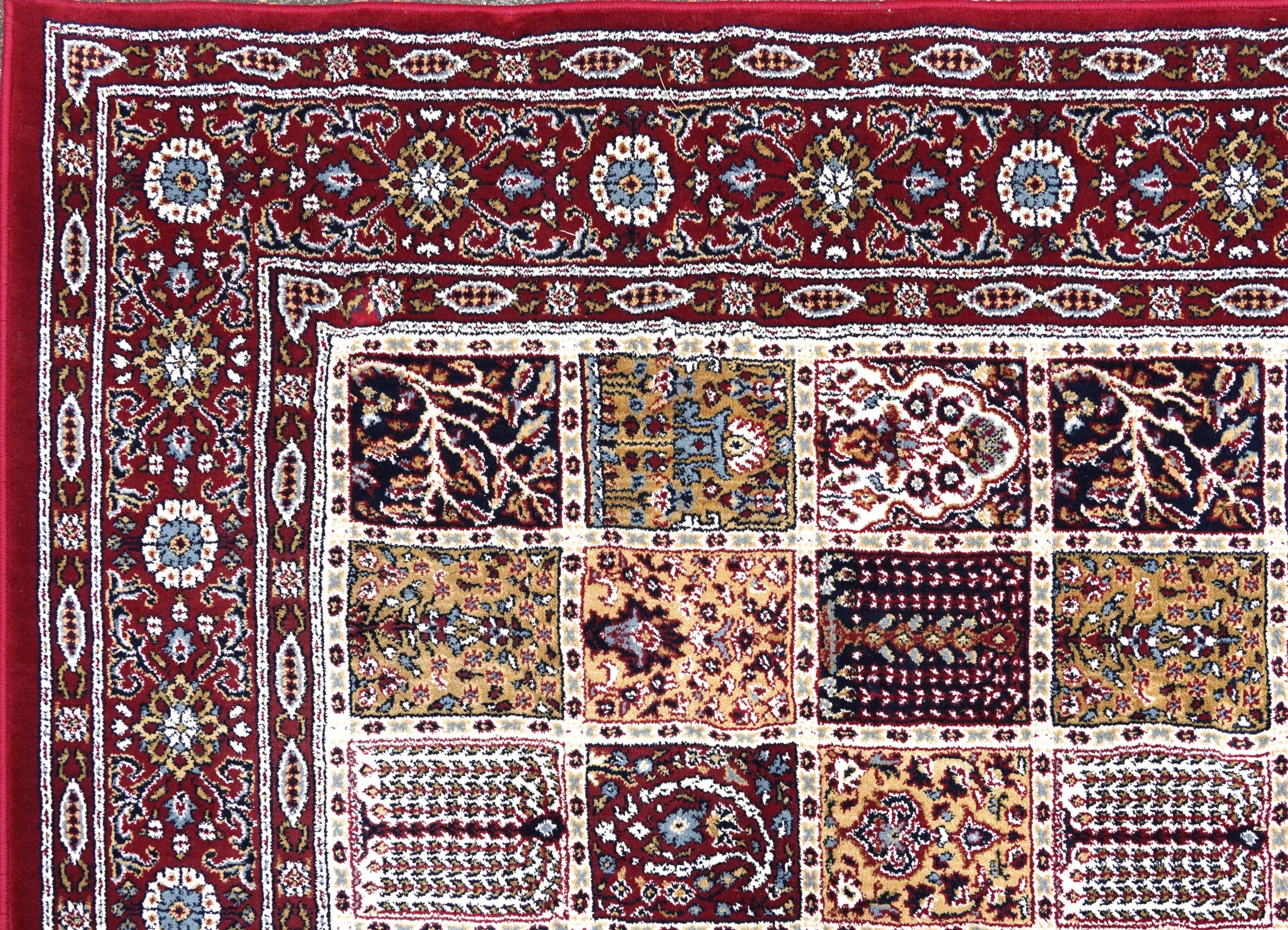 Pair of rectangular Persian style Valby Ruta rugs, each 195cm x 133cm - Image 9 of 13