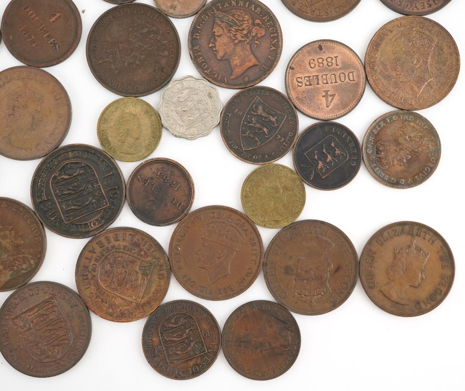 Large collection of 19th century and later Guernsey and States of Jersey coinage including one - Image 7 of 14