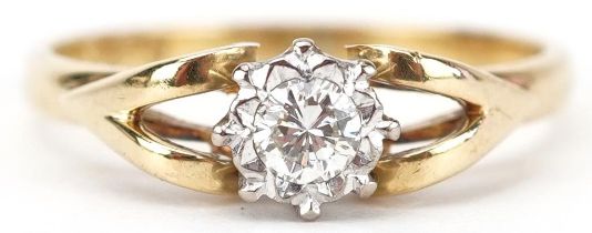18ct gold diamond solitaire ring with split shoulders, the diamond approximately 0.13 carat, size