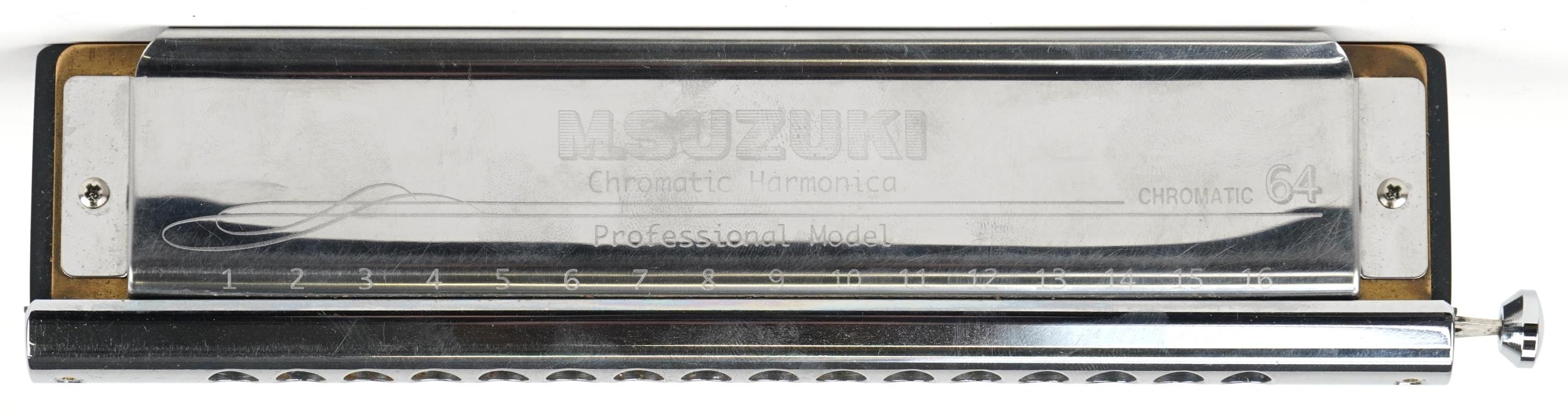 M Suzuki Professional model chromatic harmonica with fitted box, model SC-64, 21cm in length - Image 4 of 4