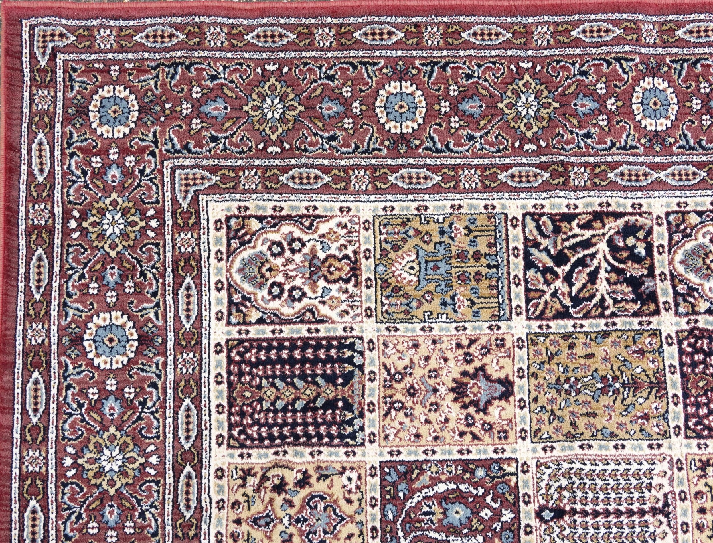 Pair of rectangular Persian style Valby Ruta rugs, each 195cm x 133cm - Image 3 of 13
