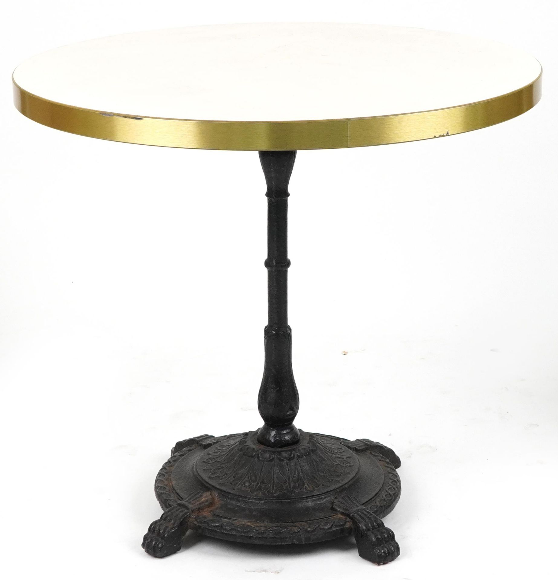 Contemporary circular bistro table with cast iron base and two mahogany chairs with cushions, the - Bild 2 aus 7