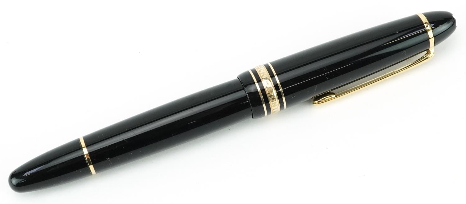 Montblanc Meisterstuck Traveller fountain pen with 14K gold nib, leather case and box - Bild 2 aus 7