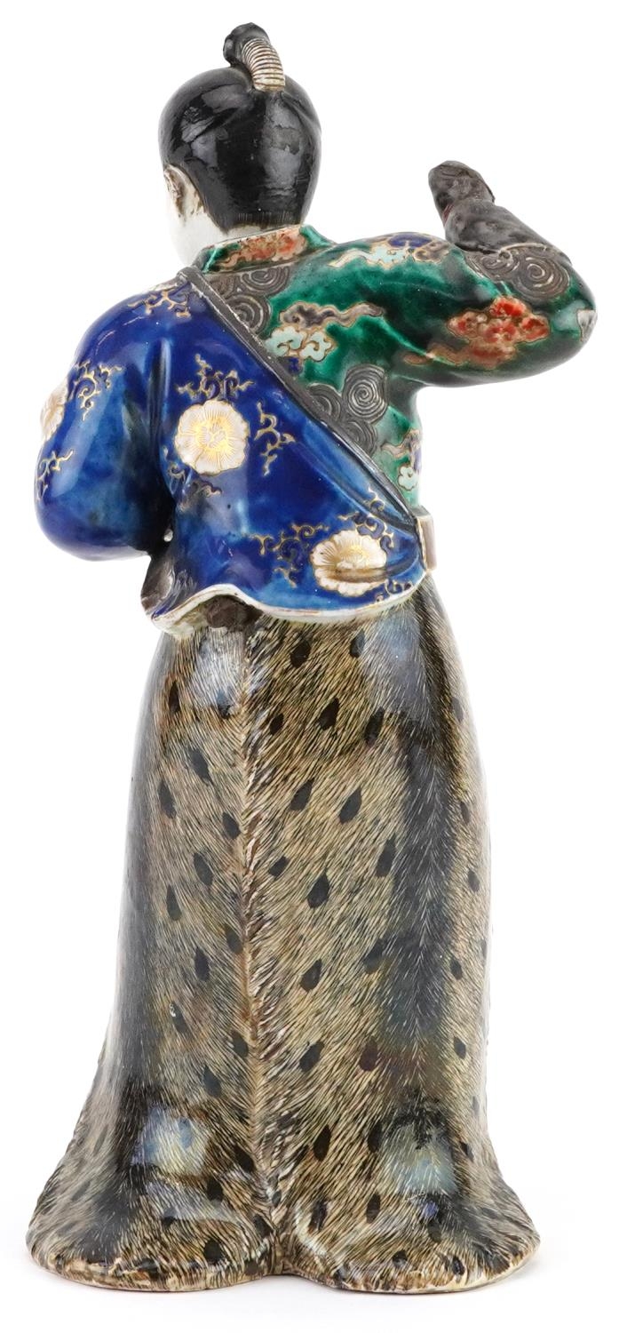Japanese porcelain figure of a warrior, 30cm high - Image 4 of 7
