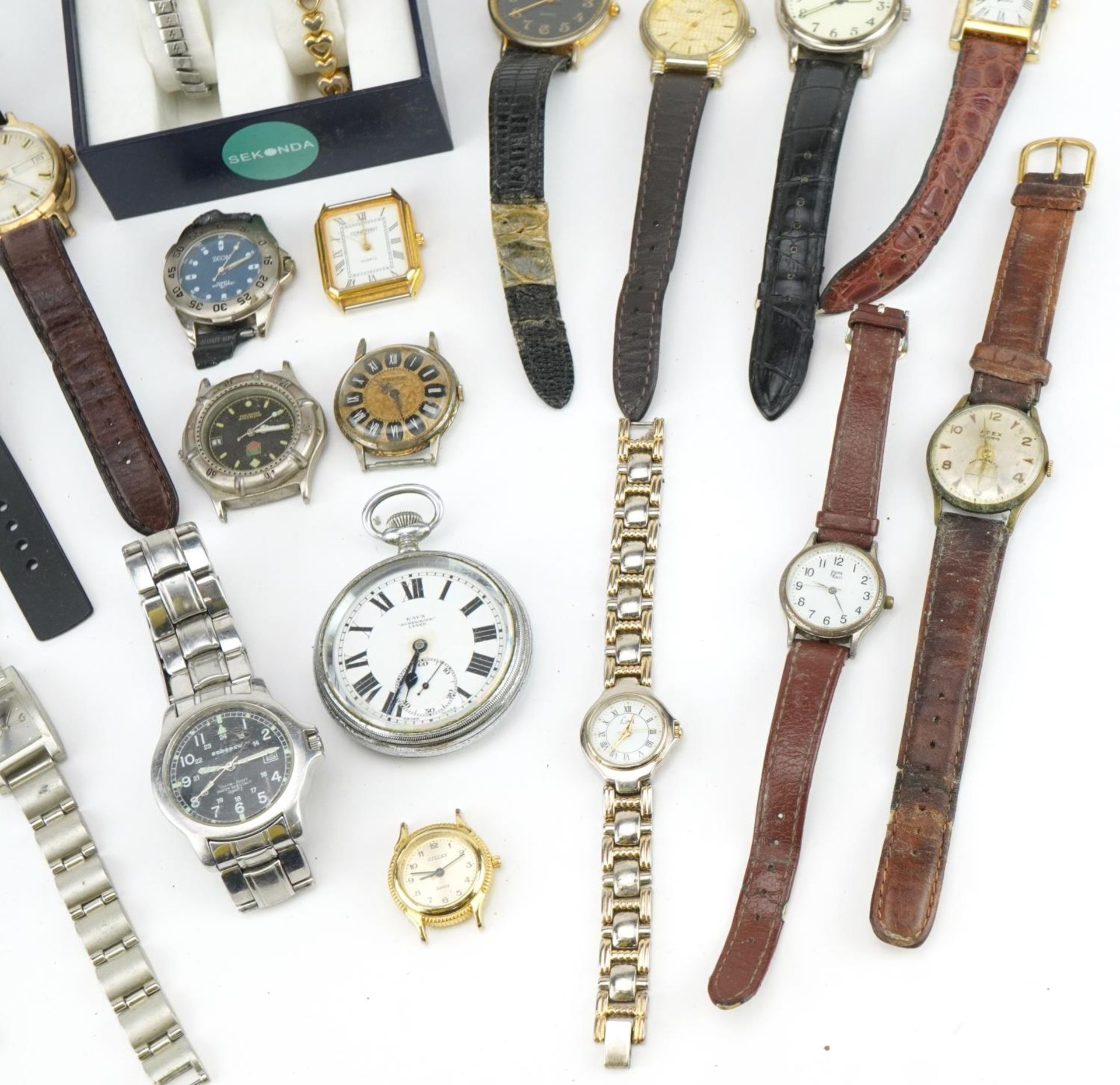 Vintage and later ladies and gentlemen's wristwatches and a Kays screw back Lever pocket watch - Image 5 of 5