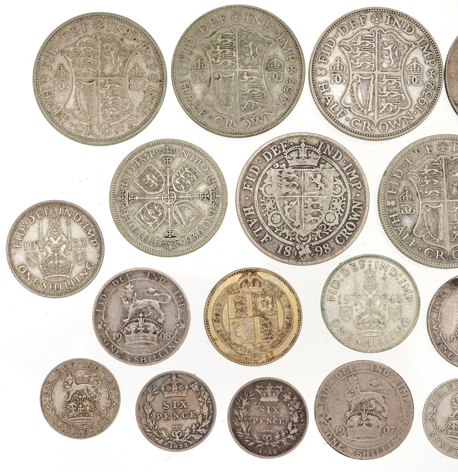 Victorian and later British coinage including 1898 half crown, 1866 sixpence and shillings, 140g - Image 2 of 6