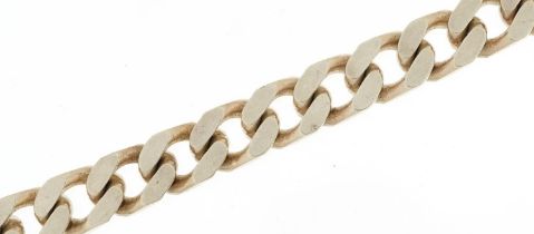 Gentlemen's heavy silver curb link bracelet, 23cm in length, 64.5g