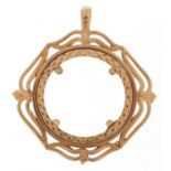 9ct gold openwork sovereign pendant mount, 3.7cm high, 5.2g