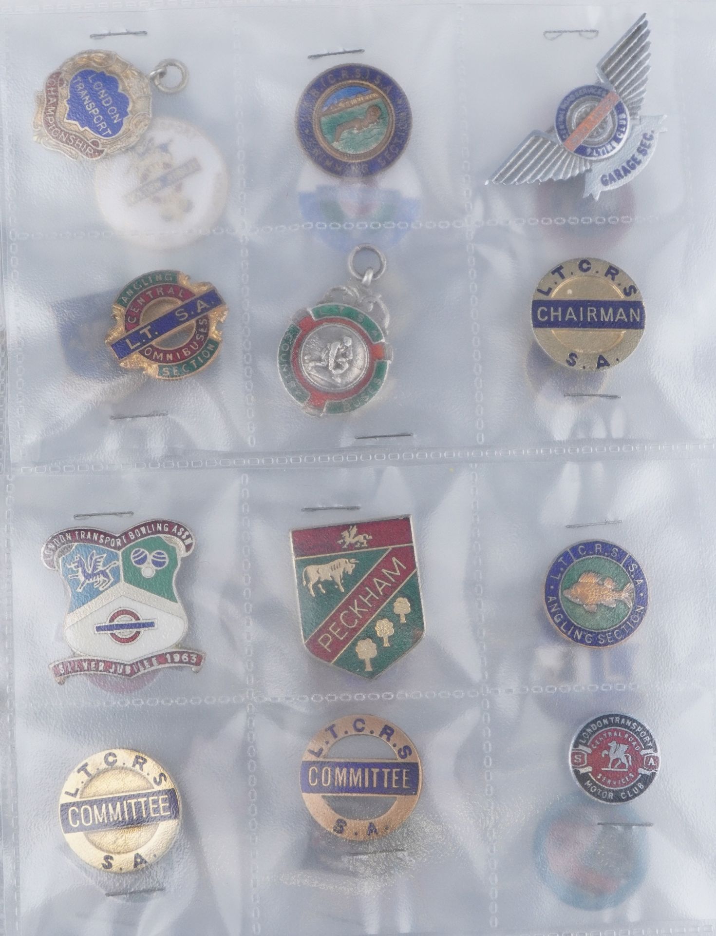 Large collection of automobilia and sporting interest badges and jewels, some arranged in an album - Bild 7 aus 14