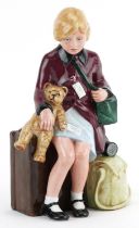 Royal Doulton Girl Evacuee figurine HN2303 with certificate, limited edition 7010/9500, 20cm high