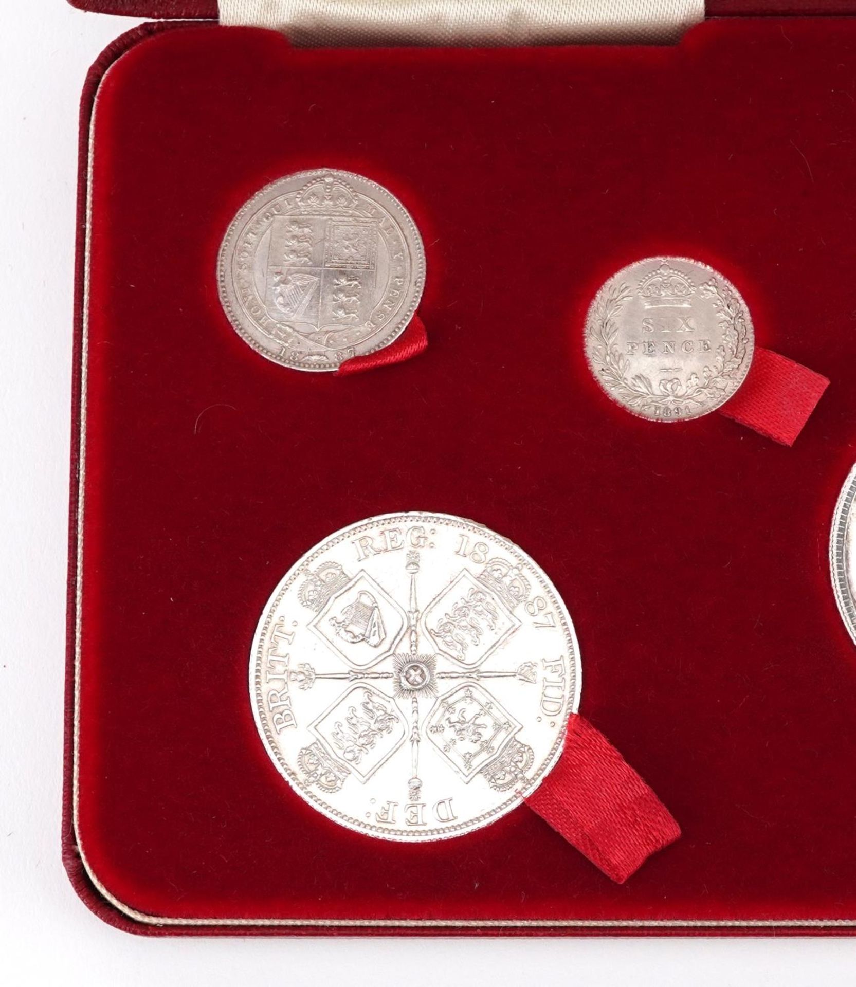 Queen Victoria Jubilee Head 1899 silver specimen coin set, comprising crown, half crown, double - Bild 3 aus 6