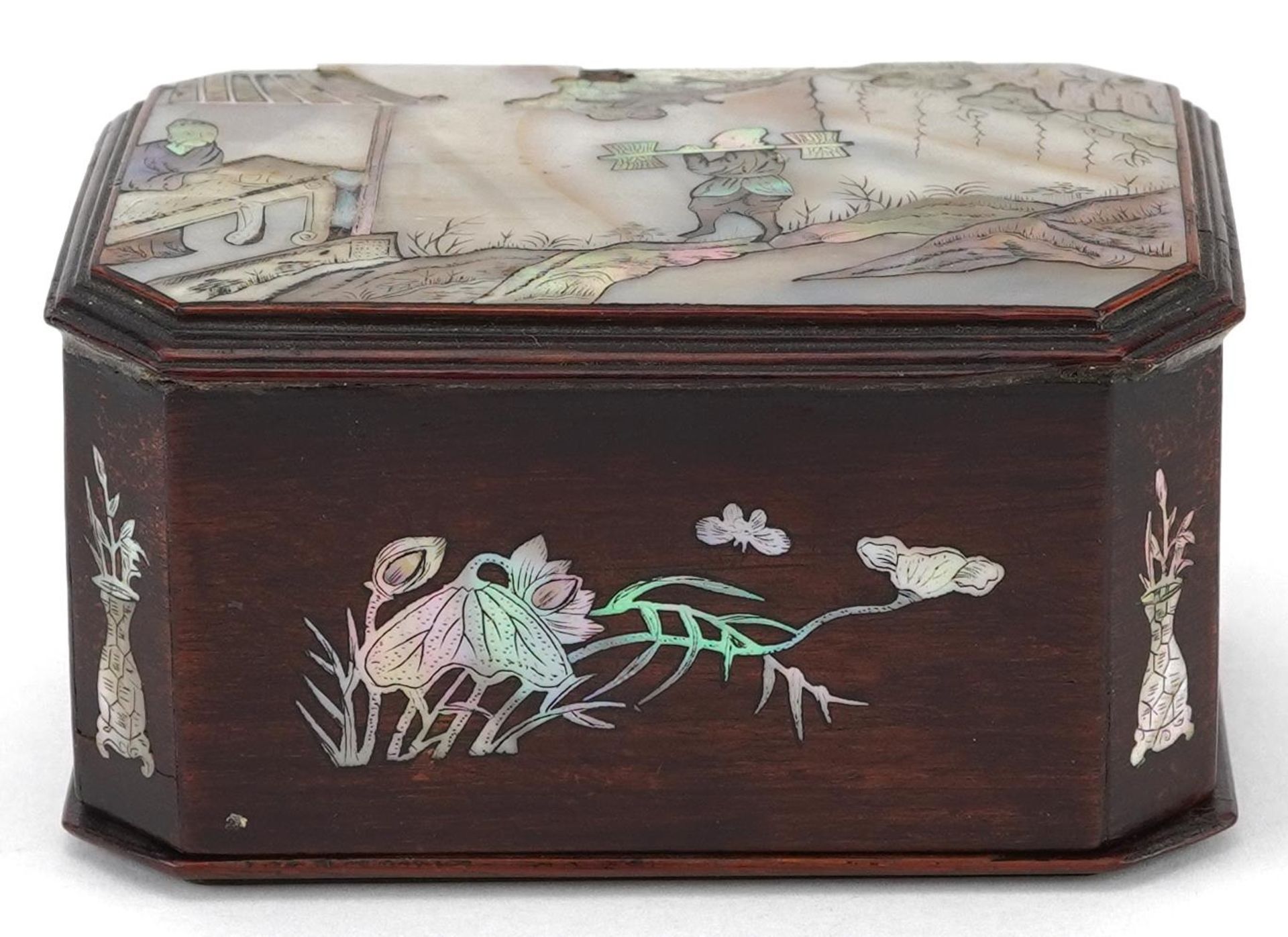 Chinese hardwood box and cover with canted corners and abalone inlay depicting attendant attending a - Image 2 of 7
