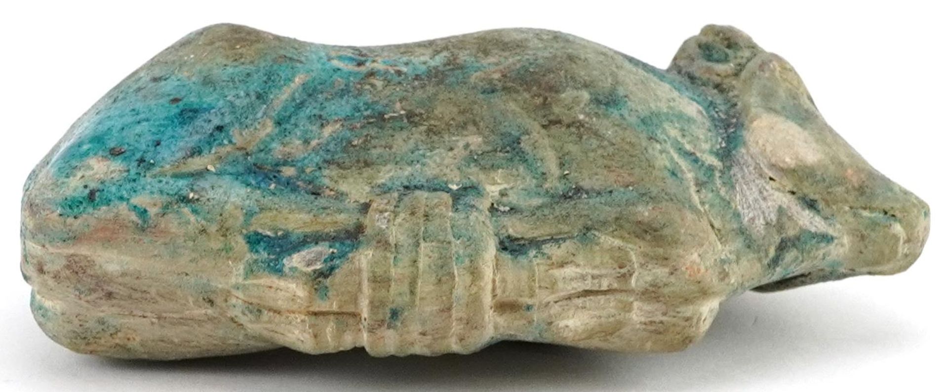 Egyptian blue faience glazed amulet in the form of a cow, 11cm in length - Bild 3 aus 3
