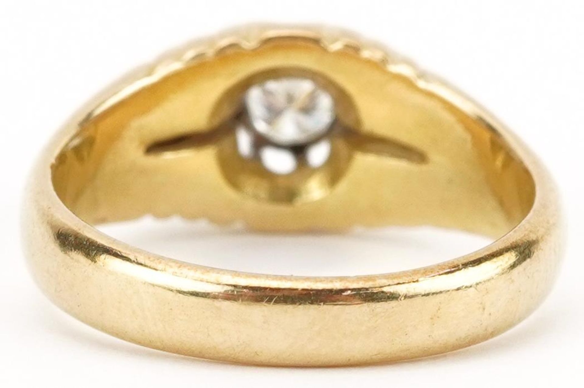 18ct gold diamond solitaire ring, the diamond approximately 0.25 carat, size P, 7.4g - Bild 2 aus 4