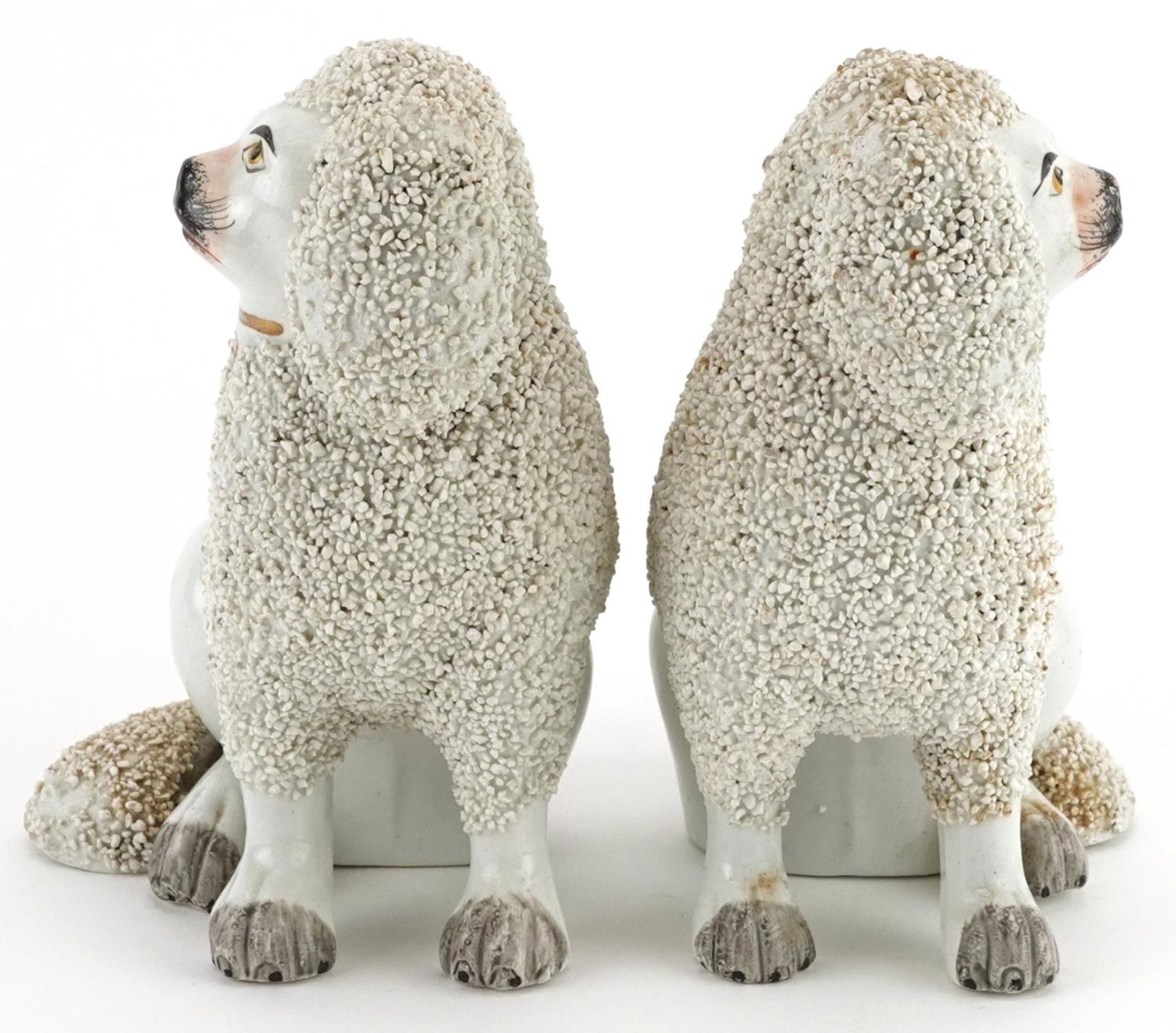 Pair of Victorian Staffordshire pottery Poodles, each 14cm high - Bild 2 aus 6