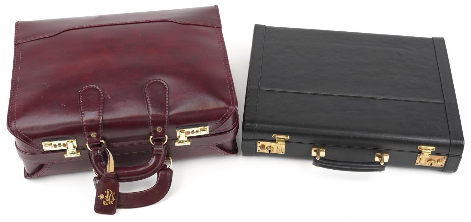 Two vintage leather briefcases including a breweriana interest custom Carlsberg Export burgundy - Image 2 of 8