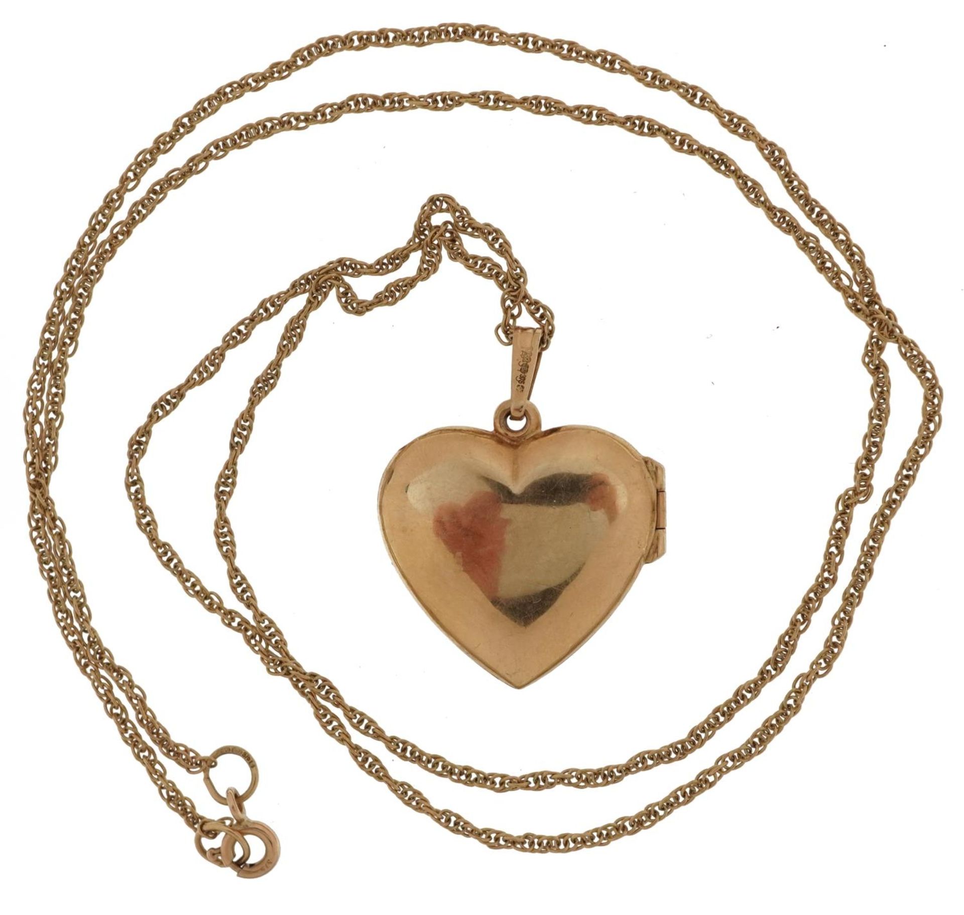 9ct gold floral engraved love heart locket on a 9ct gold necklace, 3cm high and 60cm in length, 6.8g - Image 4 of 5