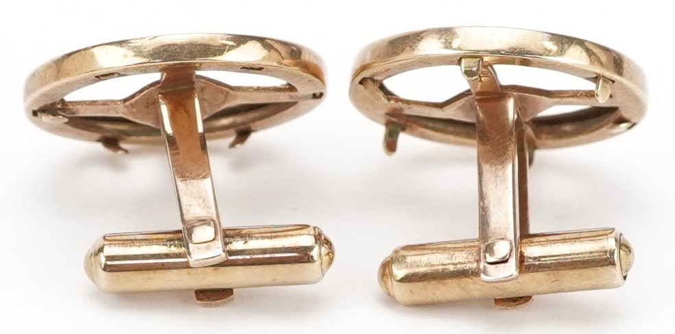 Pair of 9ct gold half sovereign cufflink mounts, each 2.1cm in diameter, total 9.2g - Image 2 of 4