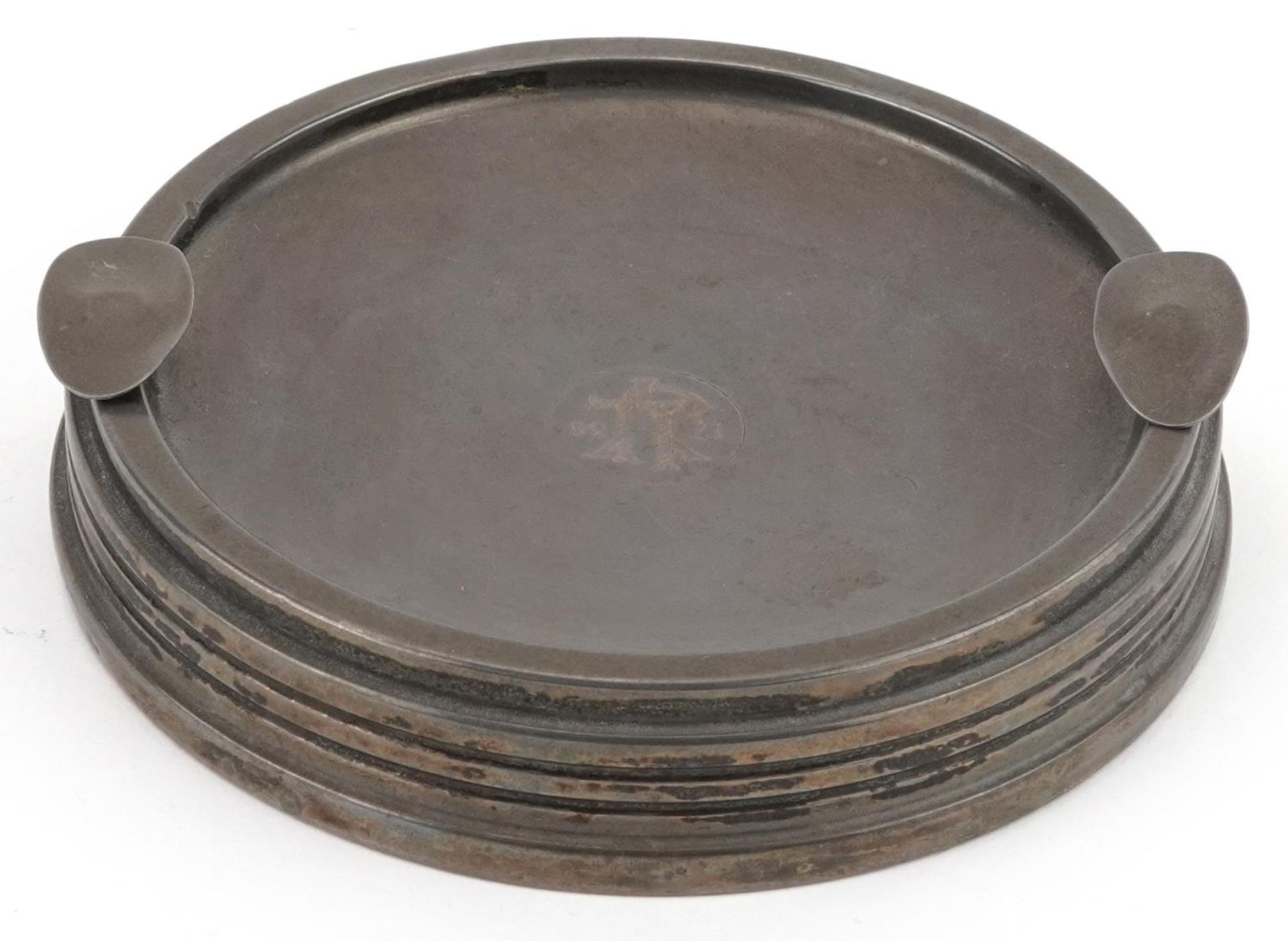 Sanders & Mackenzie, Elizabeth II circular silver and ebony ashtray, Birmingham 1958, 12.2cm in