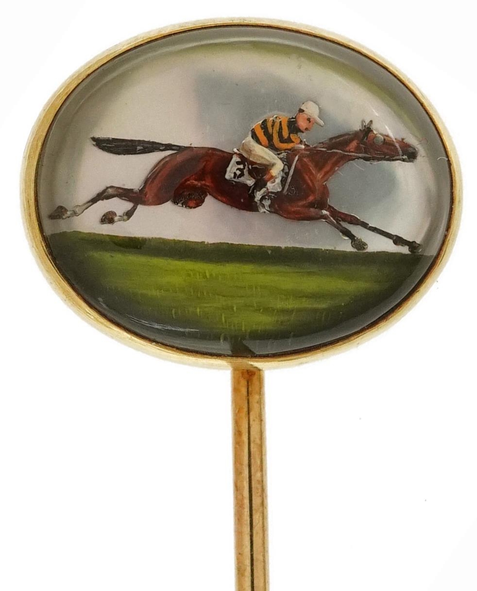 14ct gold Essex Crystal jockey on horseback stickpin, 6cm in length, 3.6g