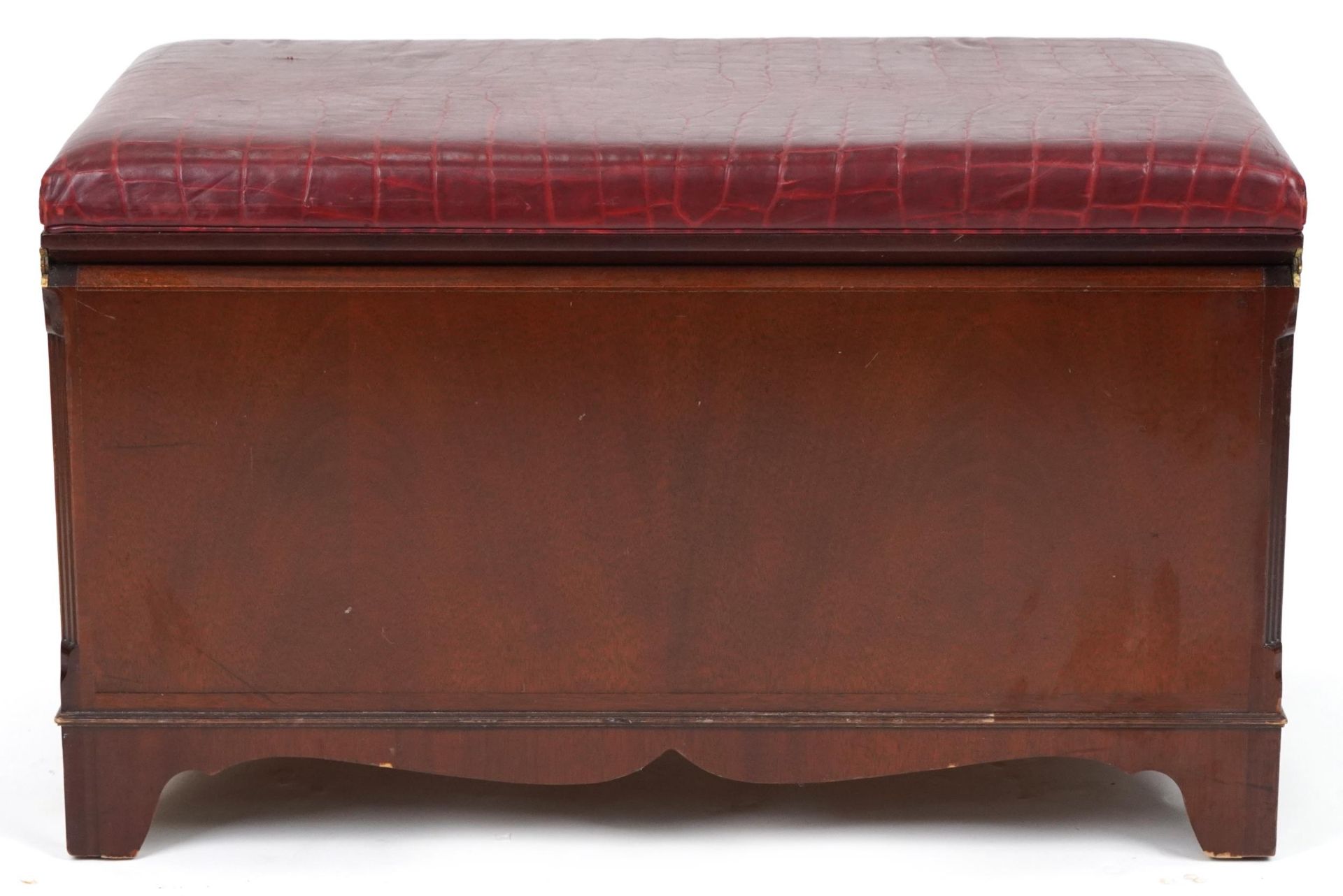 Mahogany butler's luggage stand with red leather faux crocodile skin lift up top and two drawers, - Image 5 of 5