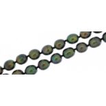 Peacock colour cultured pearl necklace, 94cm in length, 82.8g