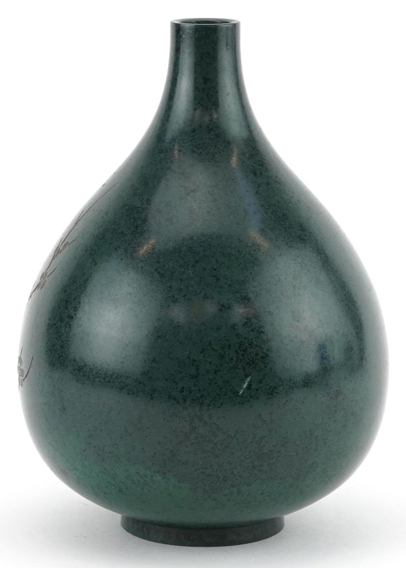 Contemporary Japanese Murashido bronze vase engraved with flowers, character marks to the base, 19cm - Bild 2 aus 7