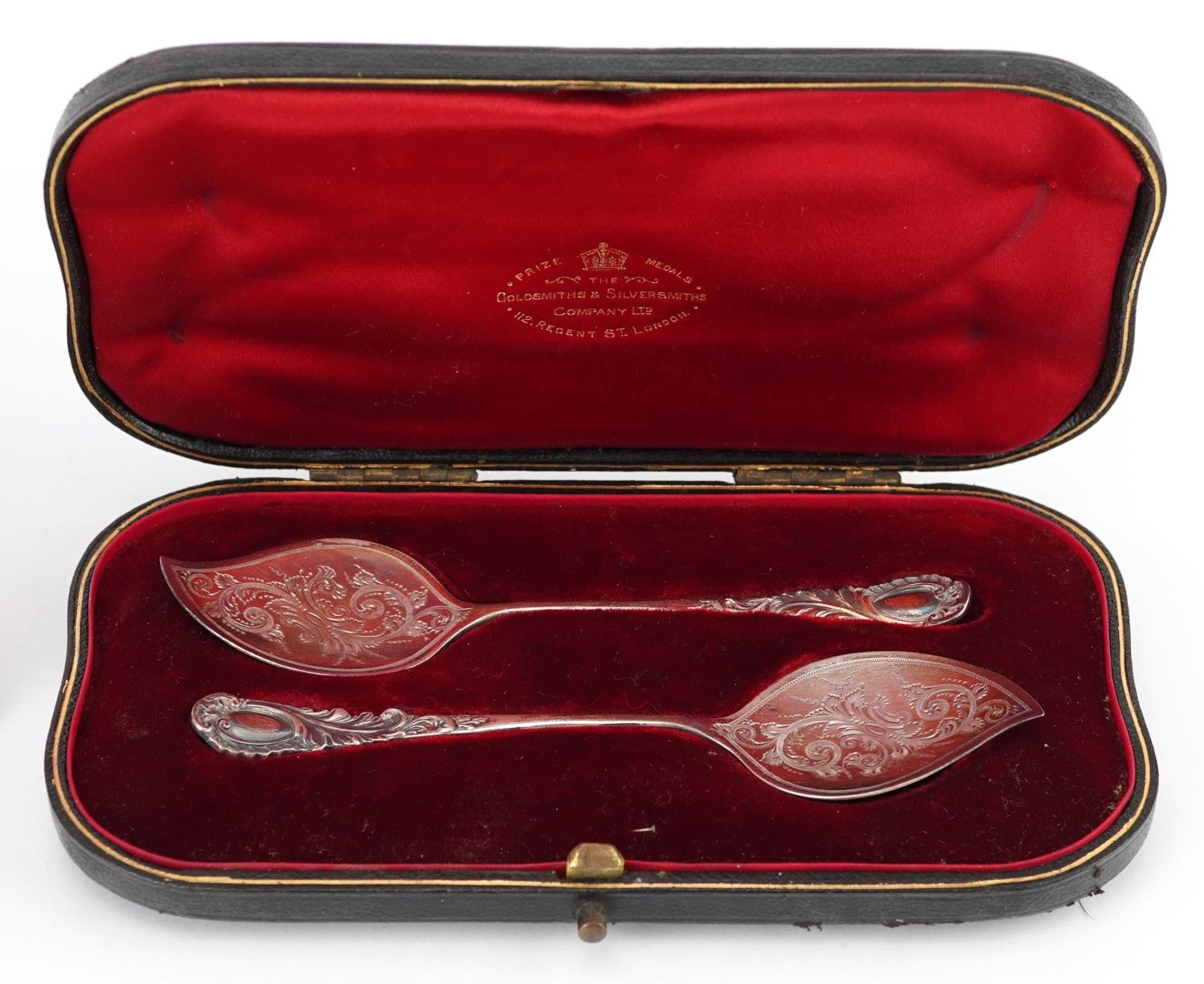 Victorian and later silver objects comprising a pair of silver cake spoons with case, rectangular - Image 3 of 7