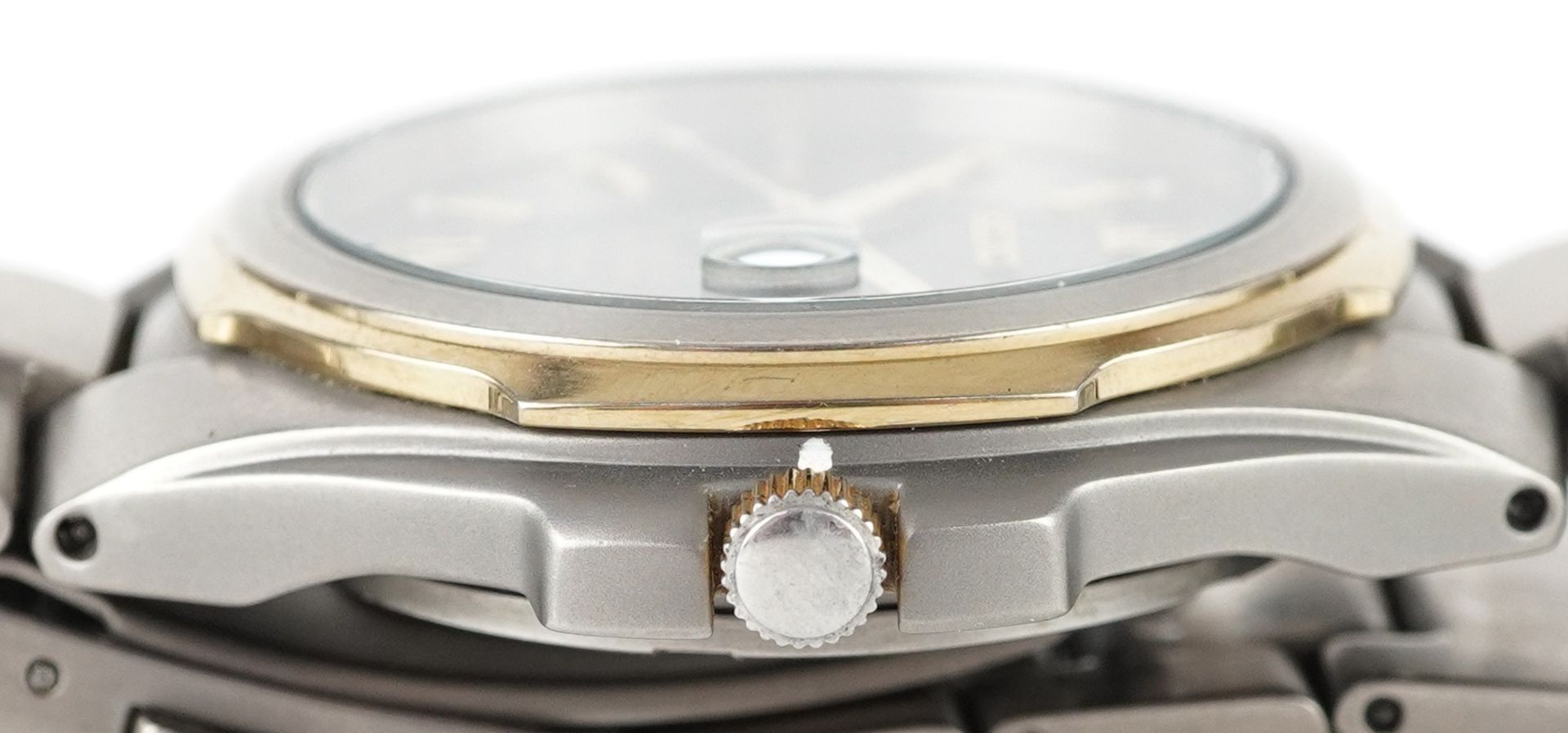 Seiko, gentlemen's Seiko Titanium calendar quartz wristwatch having date aperture, with paperwork - Image 5 of 8