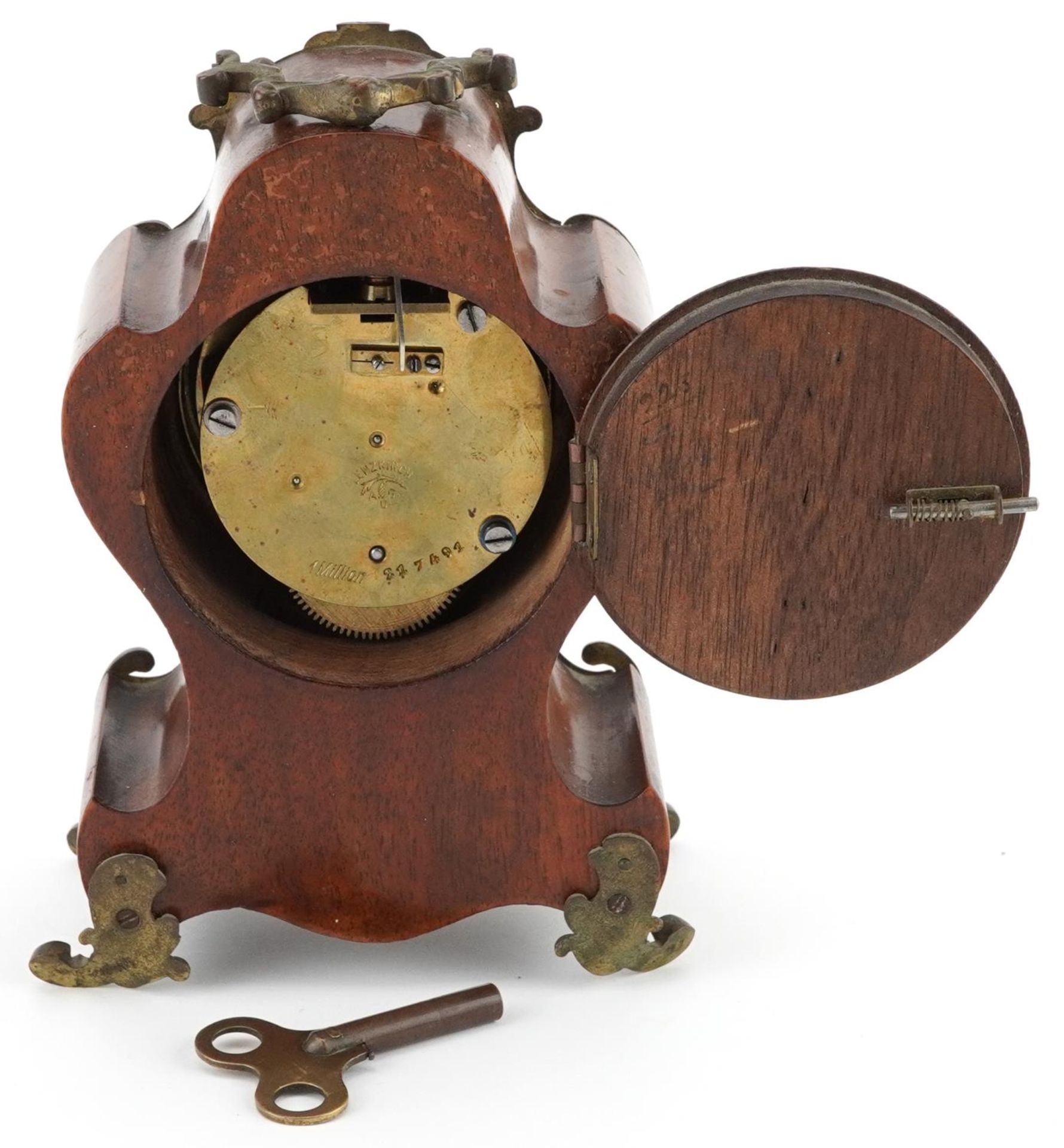 Lenzkirch, German walnut mantle clock with gilt metal foliate mounts and circular enamelled dial - Bild 4 aus 4