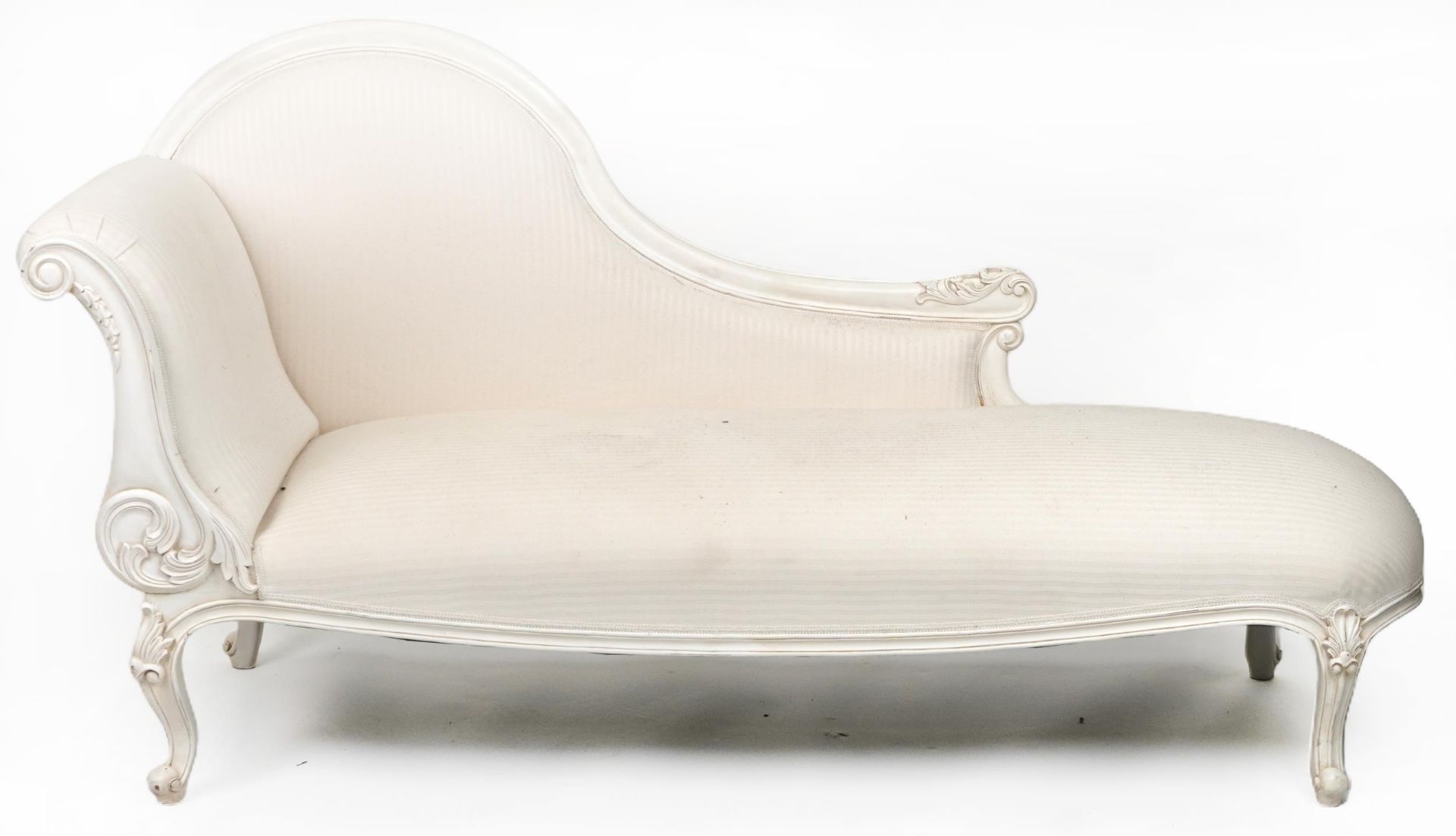 Contemporary French style chaise longue with striped cream upholstery on carved cabriole legs with - Image 2 of 4