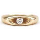 14ct gold diamond solitaire ring, the diamond approximately 0.13 carat, size L/M, 3.3g