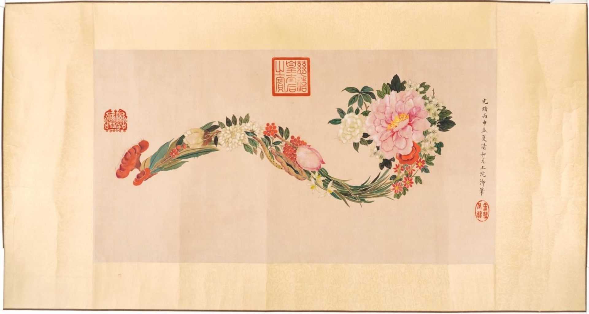 Manner of Empress Dowager Cixi - Ruyi like bouquet, still life with calligraphy and red seal - Bild 2 aus 4
