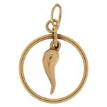 9ct gold horn of plenty pendant, 2cm in diameter, 1.2g