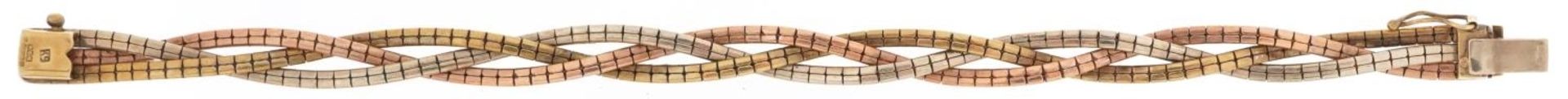 9ct three tone gold flattened link weave bracelet, 18cm in length, 16.5g - Image 3 of 4