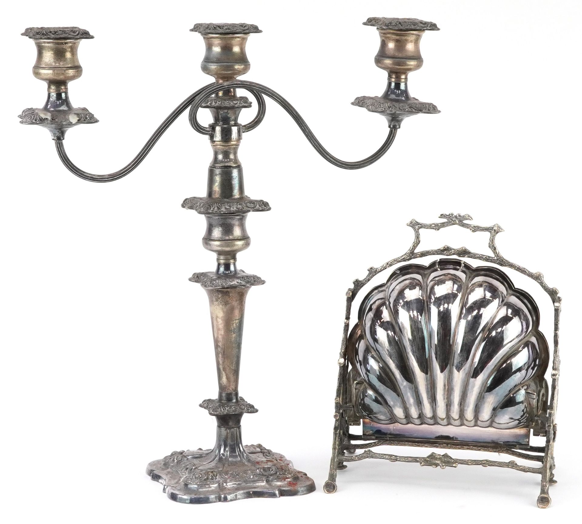 Mappin & Webb Princess silverplate warmer and a three branch silver plated candelabra, the largest - Bild 4 aus 7